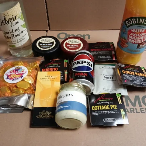APPROXIMATELY 10 ASSORTED FOOD AND DRINK ITEMS TO INCLUDE - PEPSI MAX, CHEESE AND ROBINSONS JUCIE 