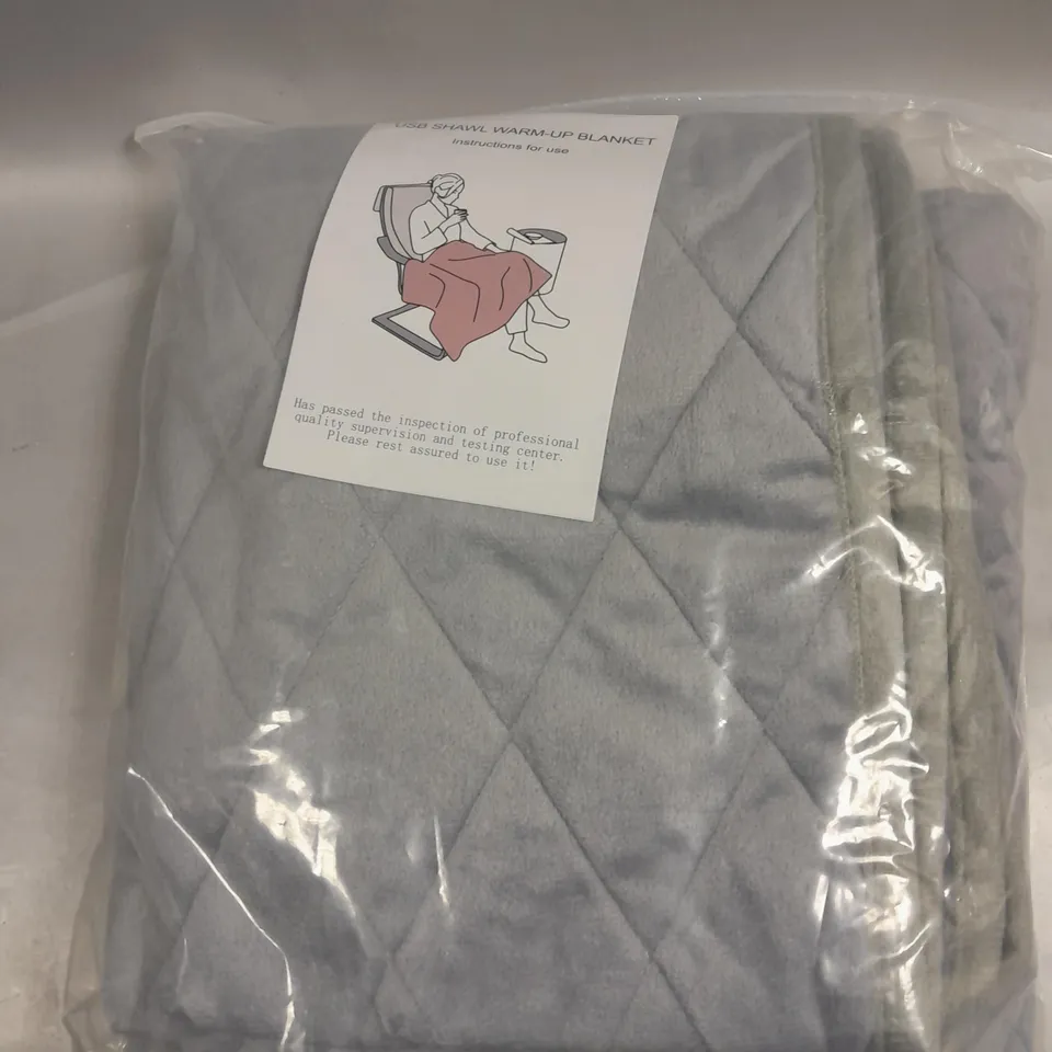 USB SHAWL WARM-UP BLANKET IN GREY