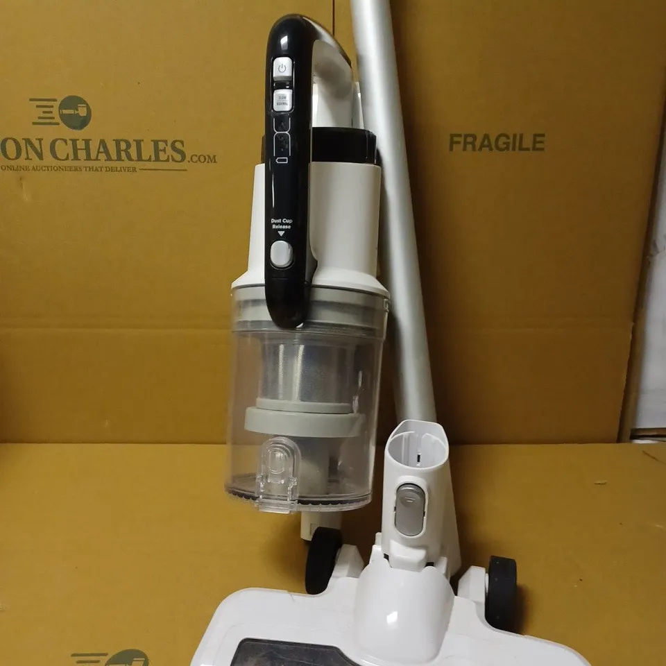 AMAZON BASICS 2 IN 1 CORDLESS VACUUM CLEANER 150W 0.7L WHITE AND BLACK