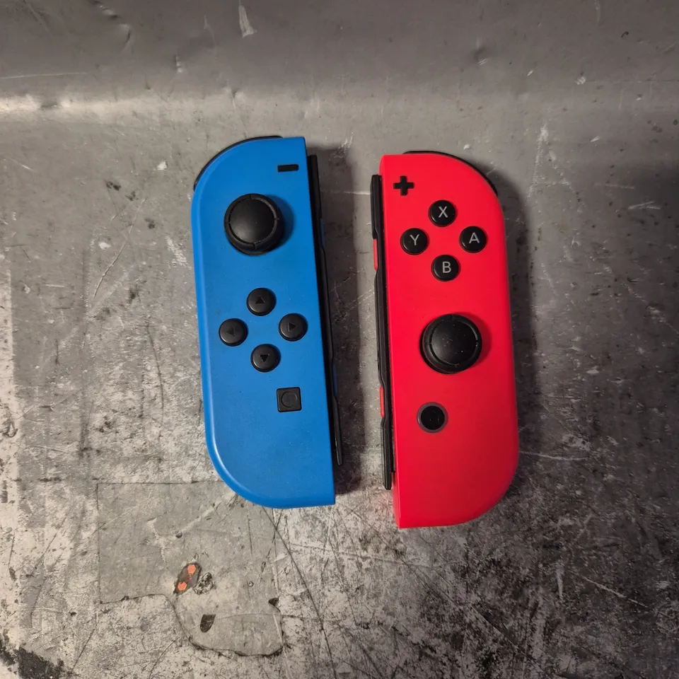 NINTENDO SWITCH JOY CON CONTROLLERS 