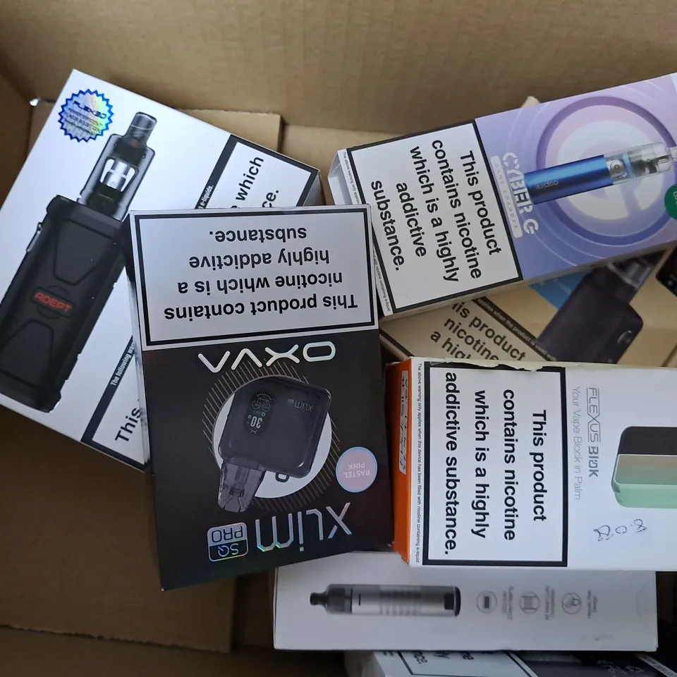 APPROXIMATELY 10 ASSORTED E-CIGARETTE PRODUCTS TO INCLUDE INNOKIN ADEPT ZLIDE, UWELL CALIBURN A3 POD SYSTEM, INNOKIN COOLFIRE Z60 ZLIDE TOP 