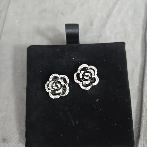 BUTLER & WILSON CRYSTAL FLOWER EARRINGS – BOXED