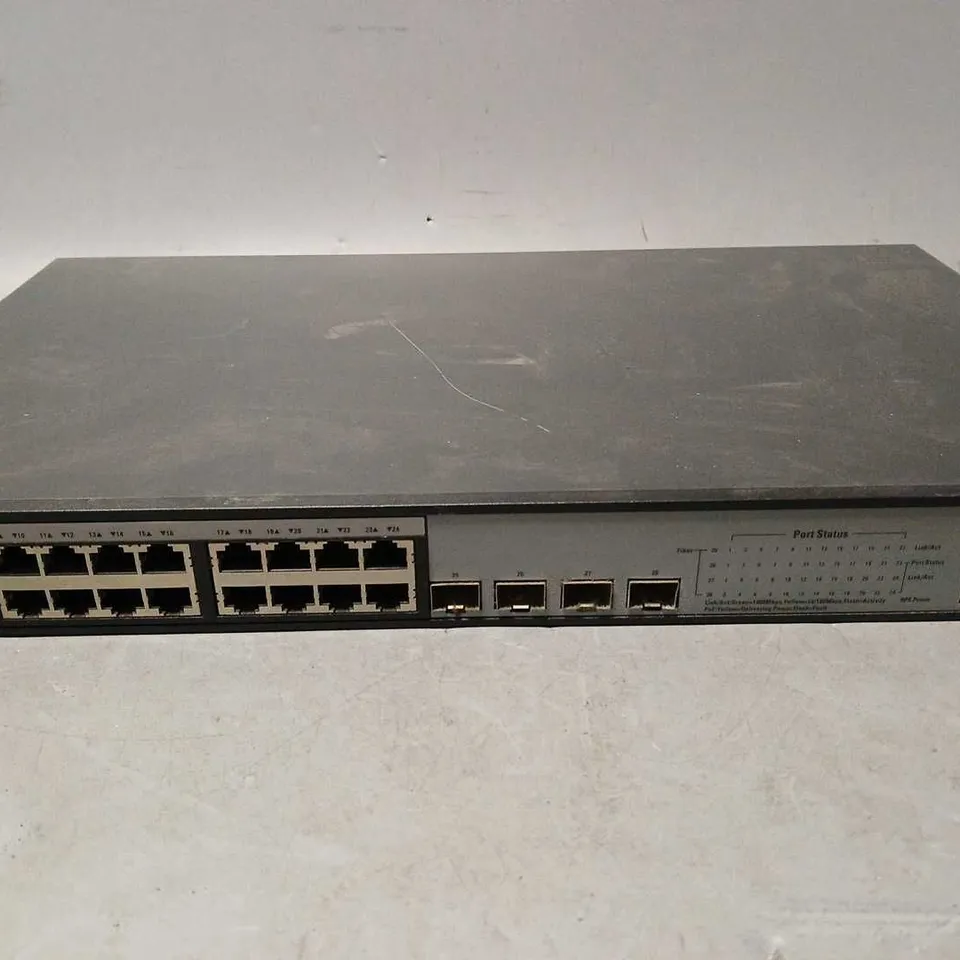 HP JG926A 1920-24G-POE+ SWITCH