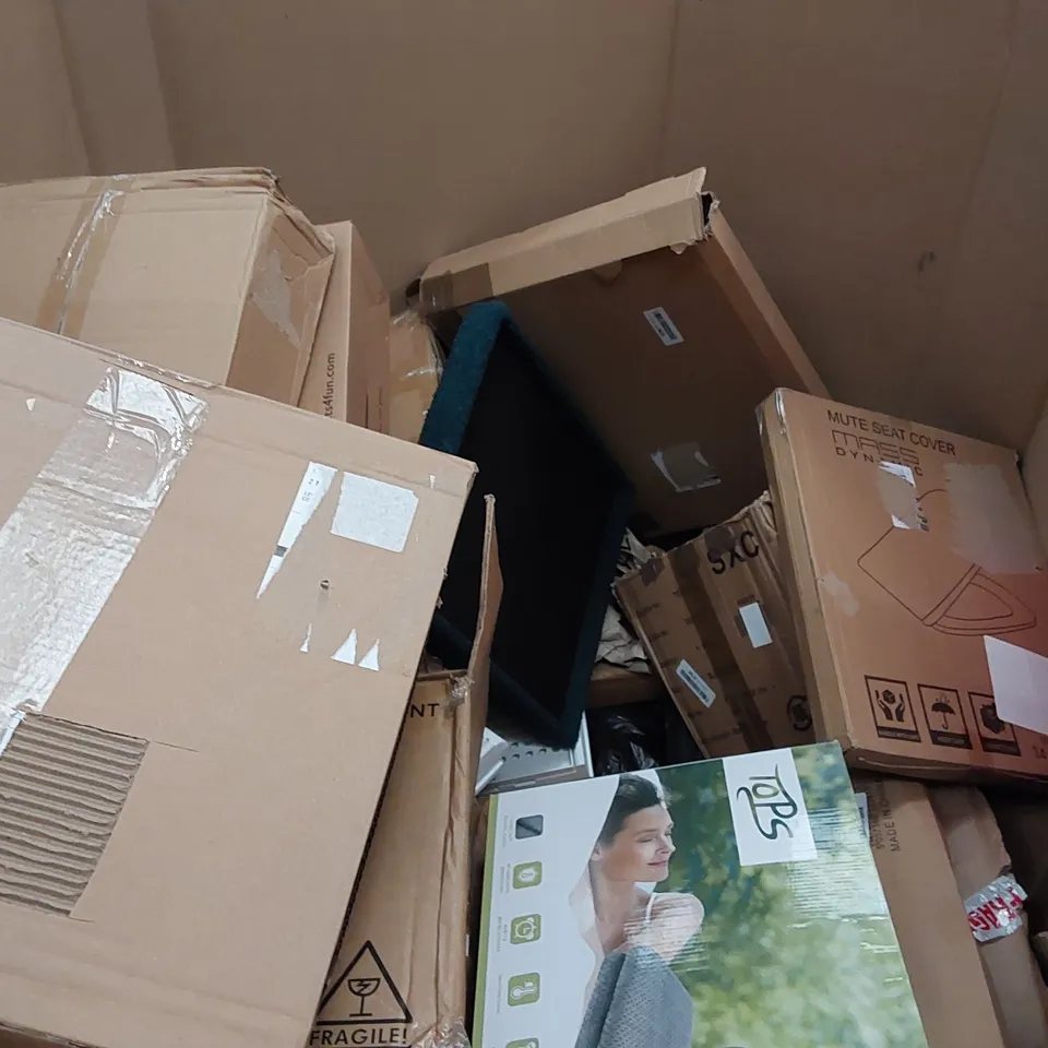 PALLET OF ASSORTED ITEMS INCLUDING: ROTARY DEHUMIDIFIER, ELECTRIC BLANKET, BABY HIGH CHAIR, TOILET SEAT, CURTAIN ROD