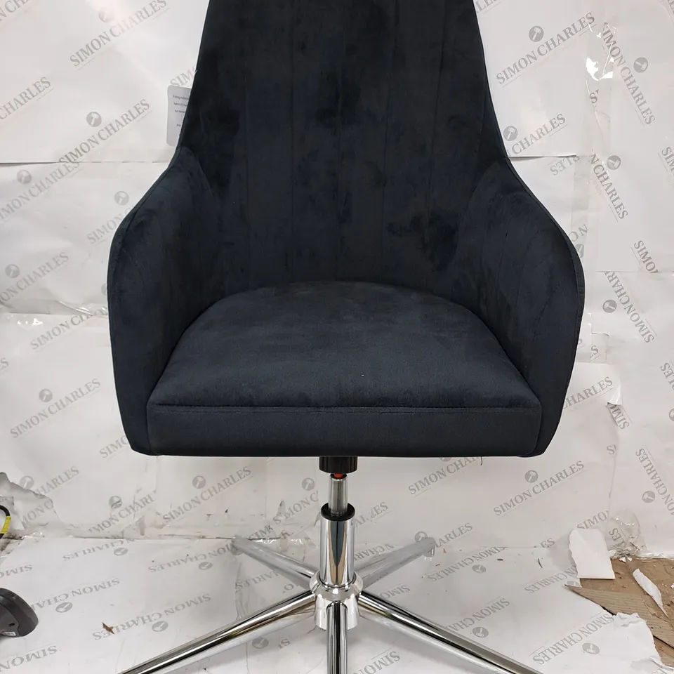 BOXED MOLBY OFFICE CHAIR BLACK/CHROME (1 BOX) RRP £159