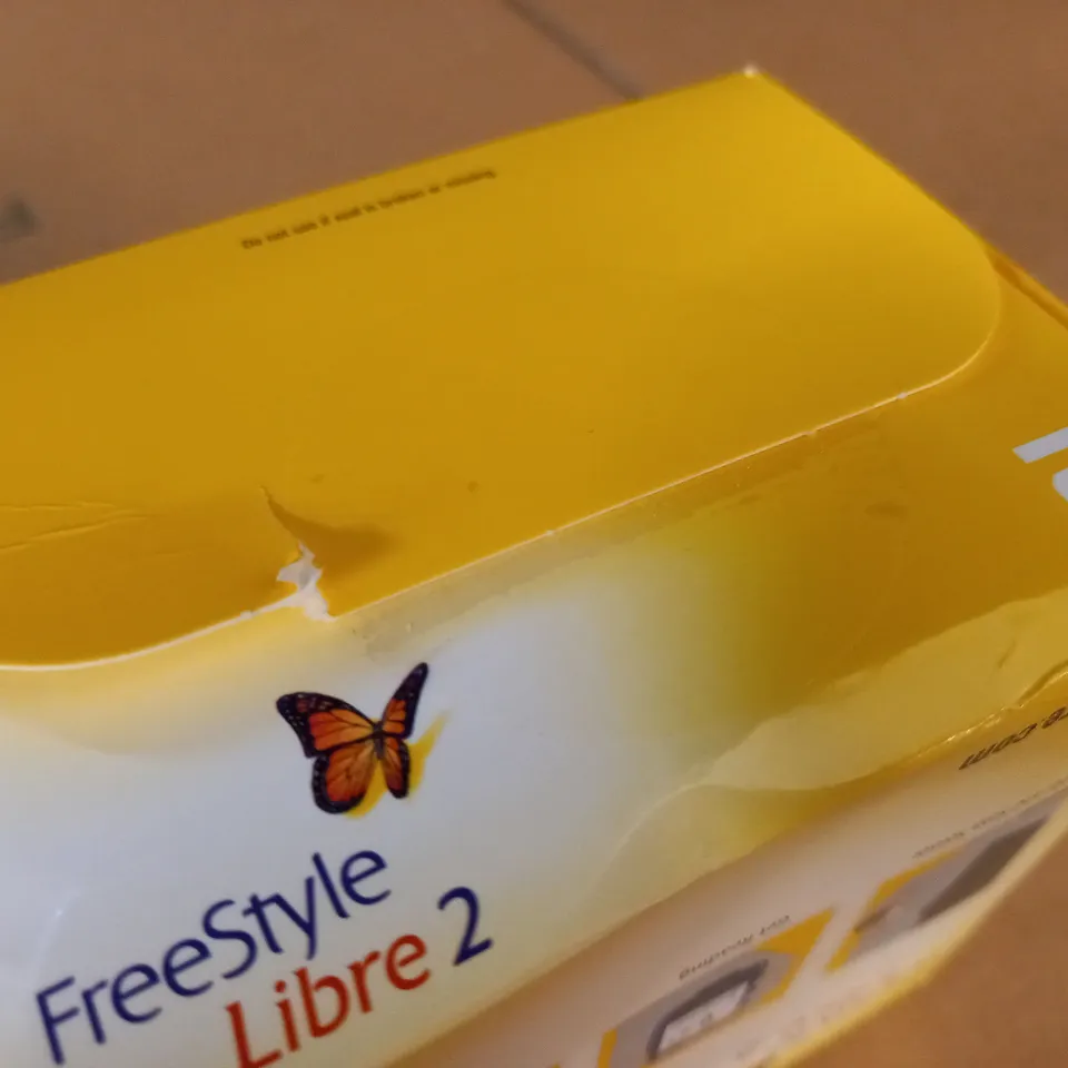BOXED FREESTYLE LIBRE 2 FLASH GLUCOSE MONITORING SYSTEM - READER