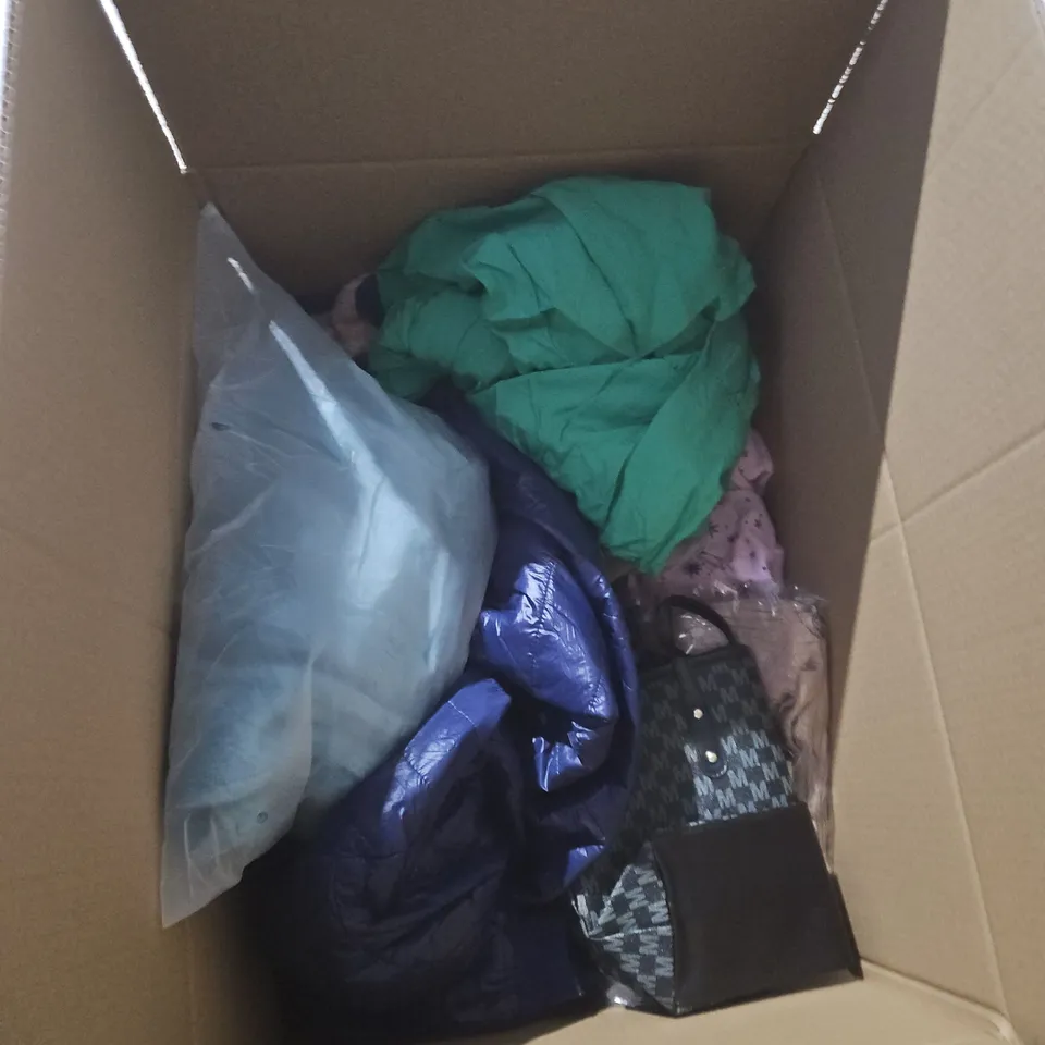BOX OF APPROXIMATELY 25 ASSORTED CLOTHING ITEMS INCLUDING GREY JOGGERS , GOLD COLLARD TOP AND SUBSCRIBE BRALET