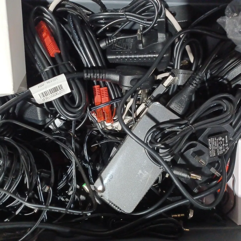 APPROXIMATELY 15 ASSORTED POWER ADAPTERS