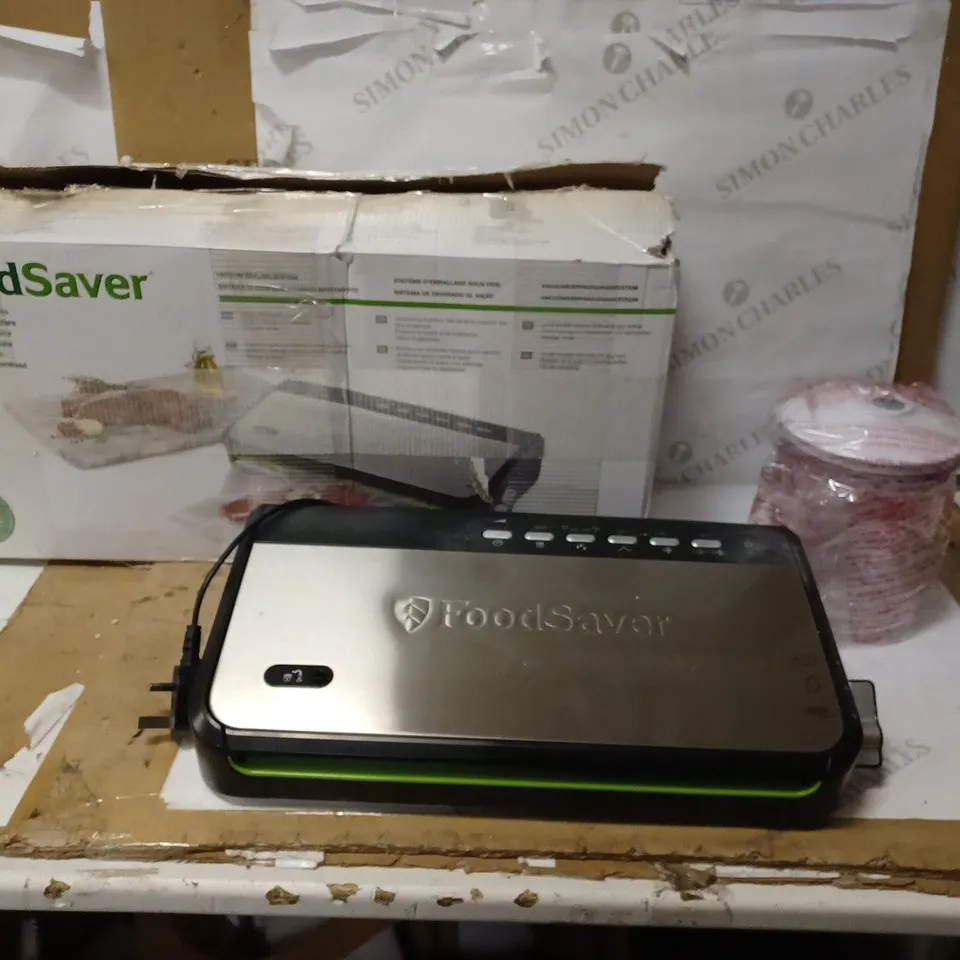 FOOD SAVER FFS005 VACUUM SEALER