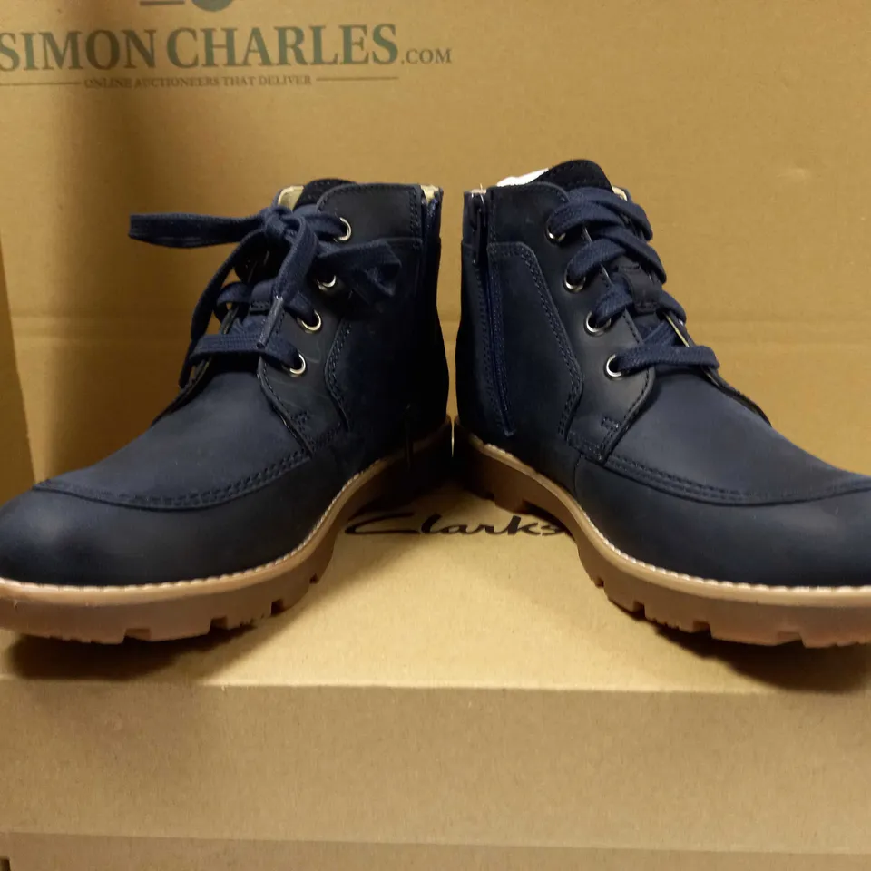 BOXED PAIR OF CLARKS HEATH LACE NAVY BOOTS - SIZE 1.5