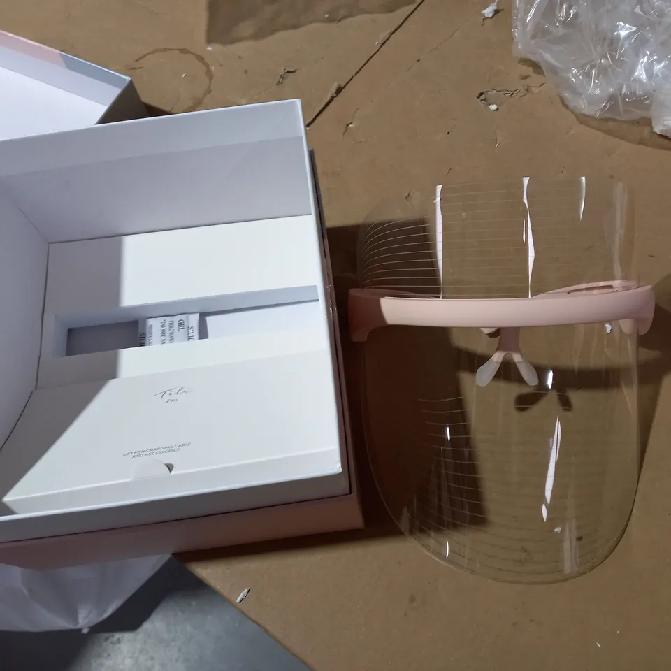 TILI ANTI-AGEING LED FACE MASK