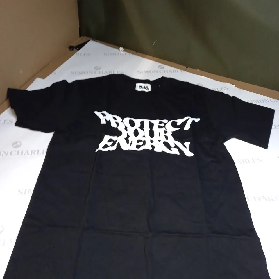 HELLO WORLD BLACK TEE SIZE S 