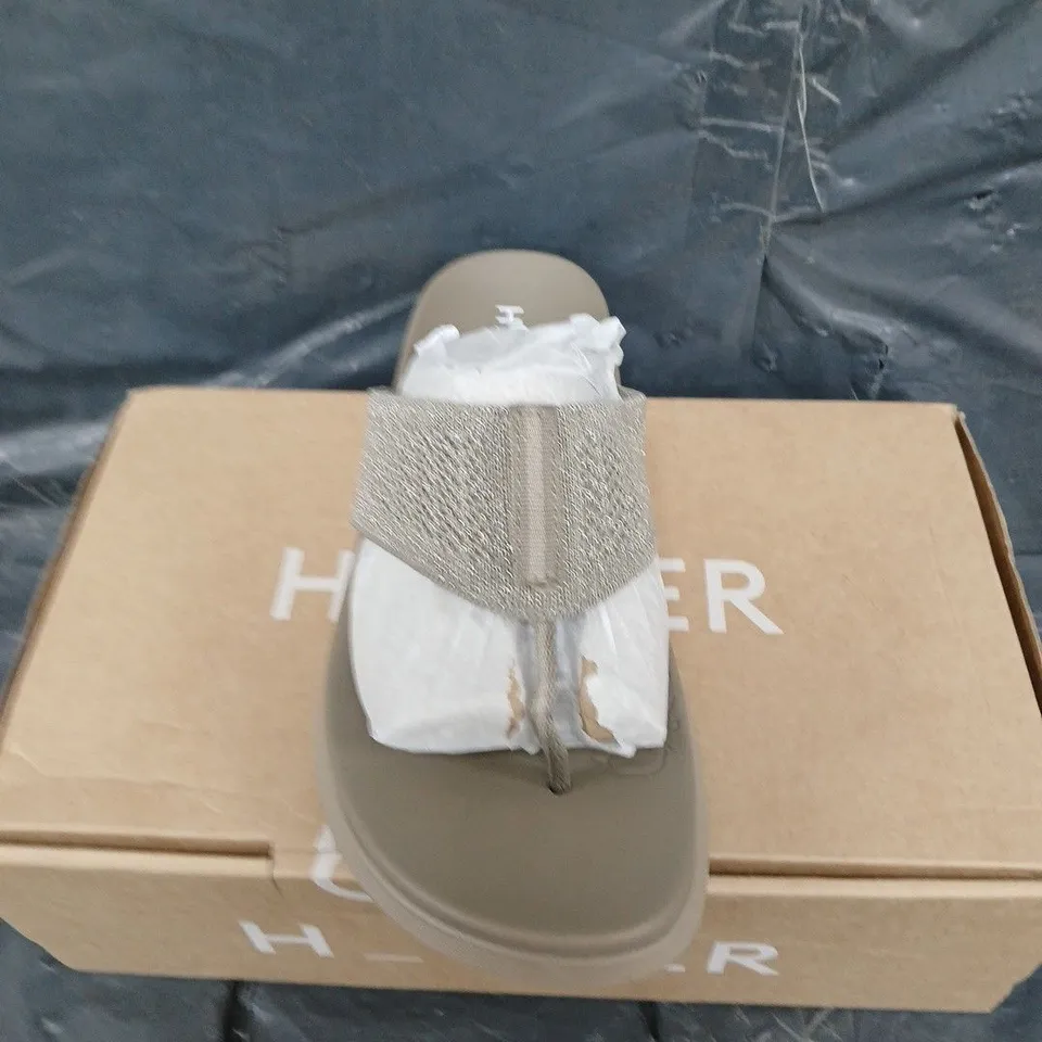 BOXED PAIR OF HOTTER KELLY SHOES - UK SIZE 5