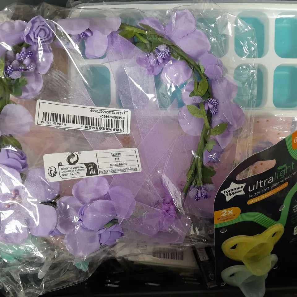 APPROXIMATELY 20  ASSORTED HOUSEHOLD ITEMS TOO INCLUDE, WHISKY FLASK - EIECHIP -DRAIN STOPERS    ETC 
