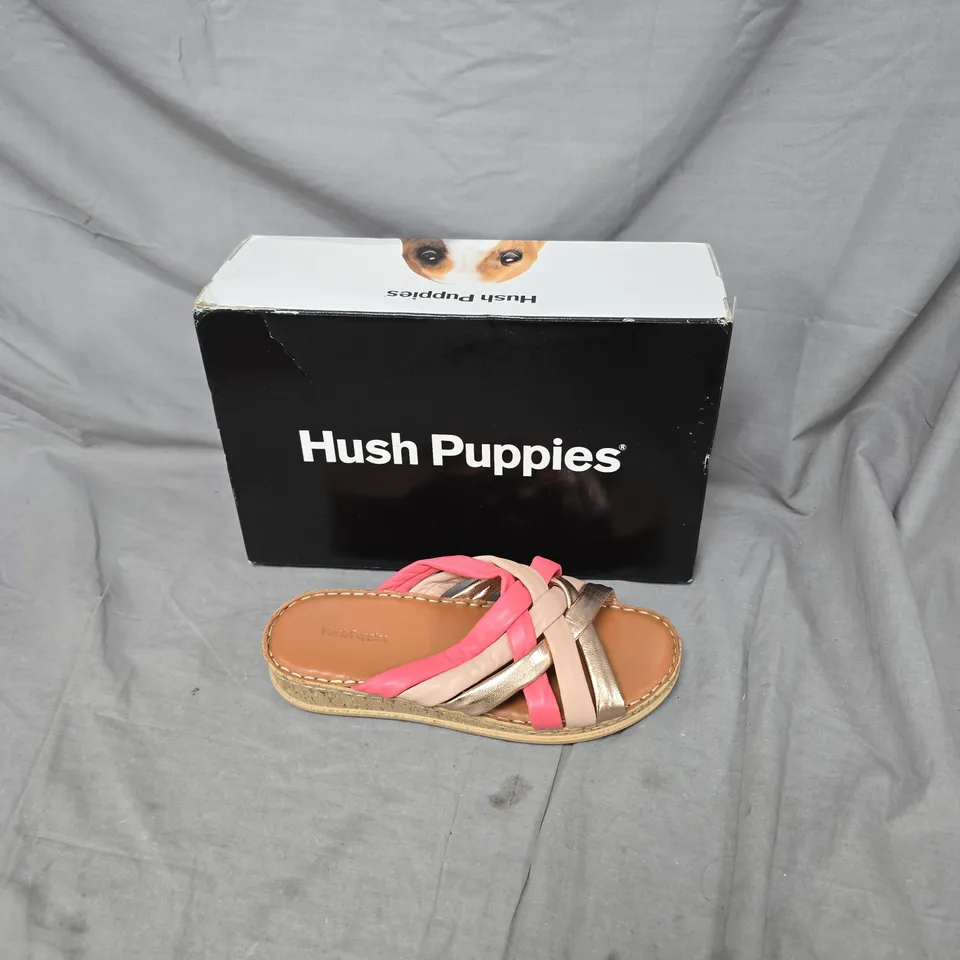 HUSH PUPPIES WOMEN'S SANDALS – PINK & METALLIC BEIGE WOVEN STRAPS  - BOXED - SIZE EUR 39