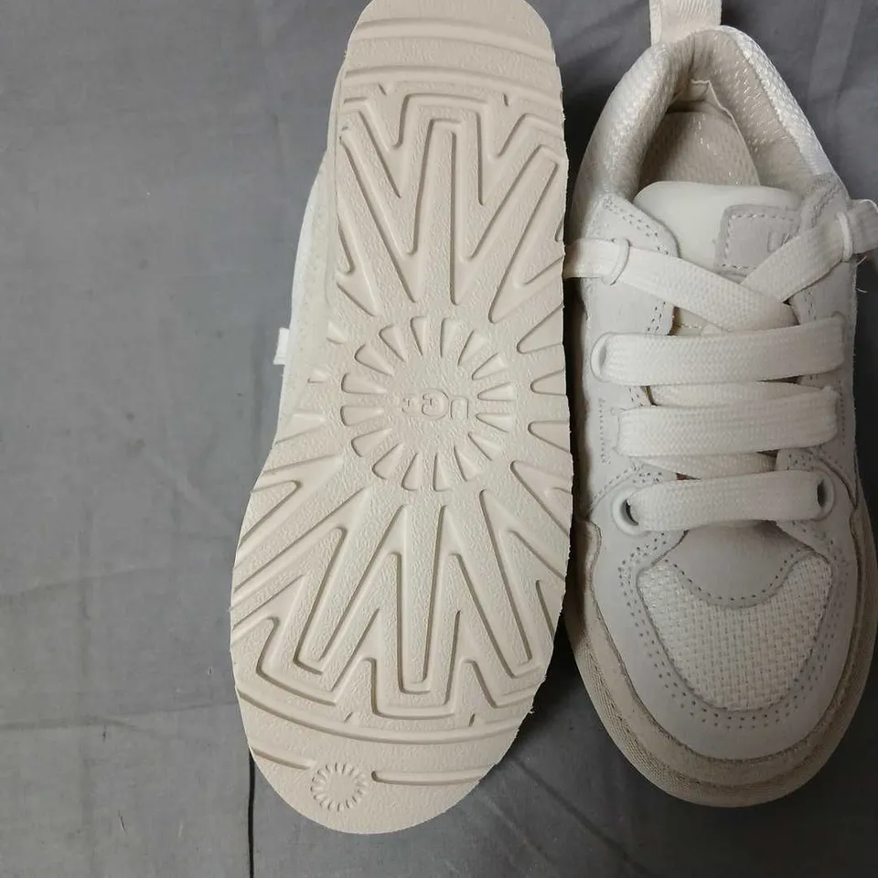 UGG KIDS' SNEAKERS – CREAM/OFF-WHITE SIZE 3