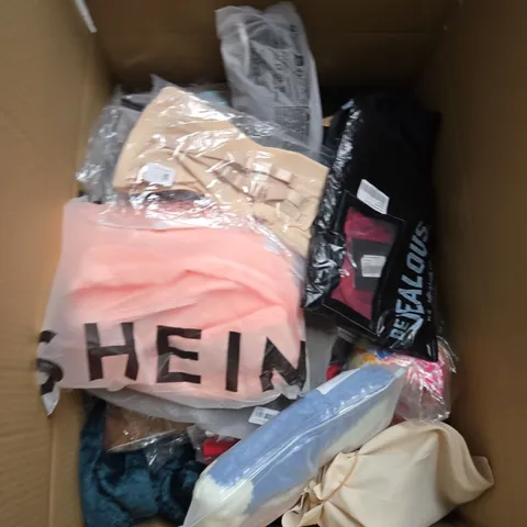 LARGE BOX OF ASSORTED CLOTHING ITEMS IN VARIOUS SIZES, STYLES AND COLOUR 