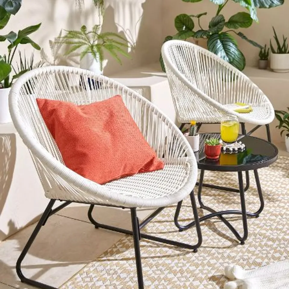 BOXED NOODLE BISTRO SET, WHITE [COLLECTION ONLY] RRP £200