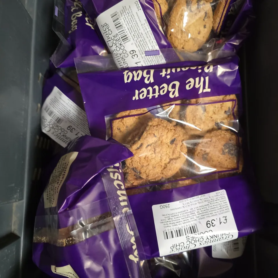 APPROXIMATELY 10 BAGS OF GRANNIES CHOICE CHOC CHIP BROKEN COOKIES 