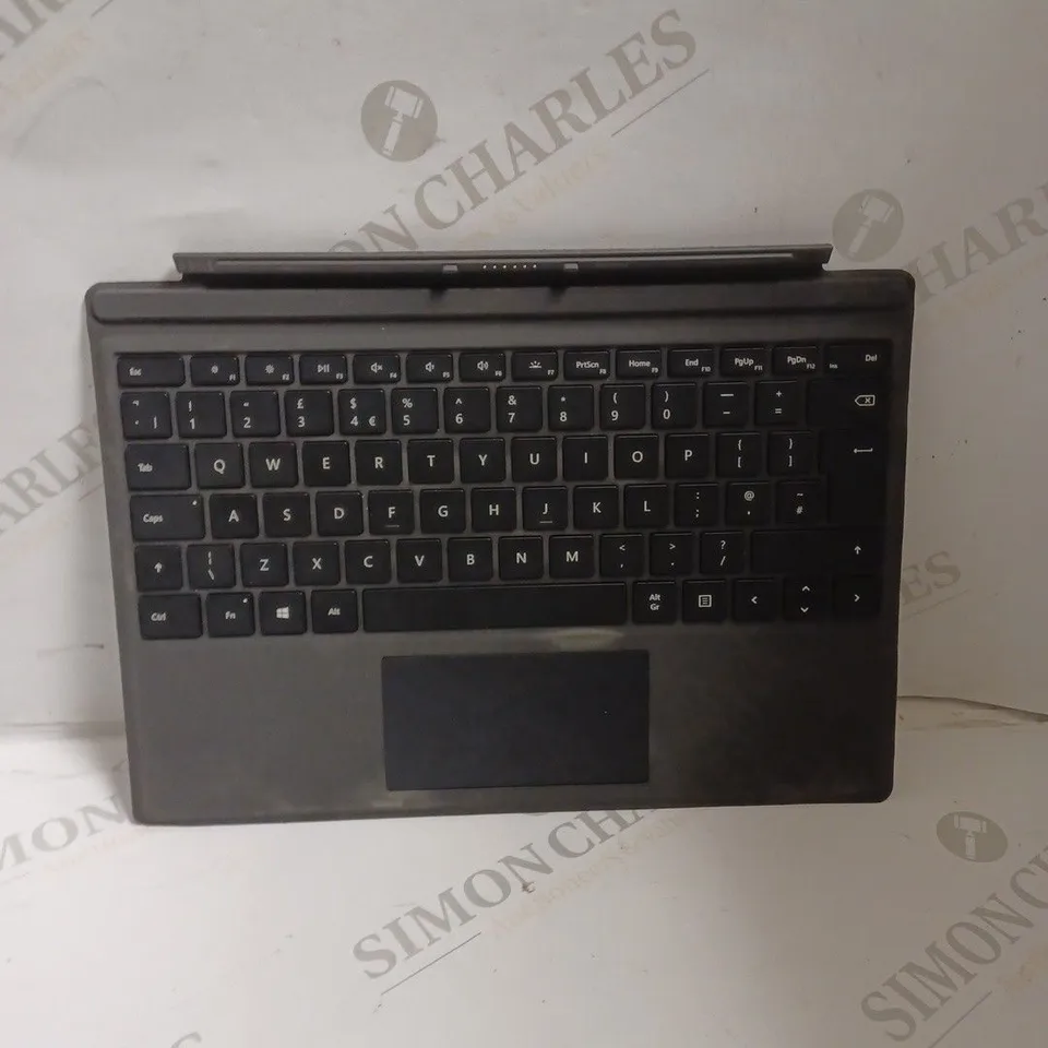 MICROSOFT 1725 SURFACE PRO COVER KEYBOARD