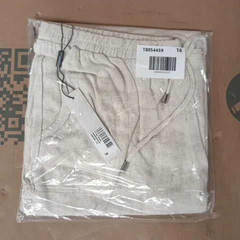 BAGGED ROMAN P-CROP TROUSERS IN BEIGE SIZE 16