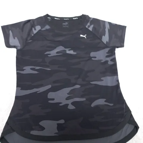 PUMA CAMOUFLAGE T-SHIRT - UK S (US S)
