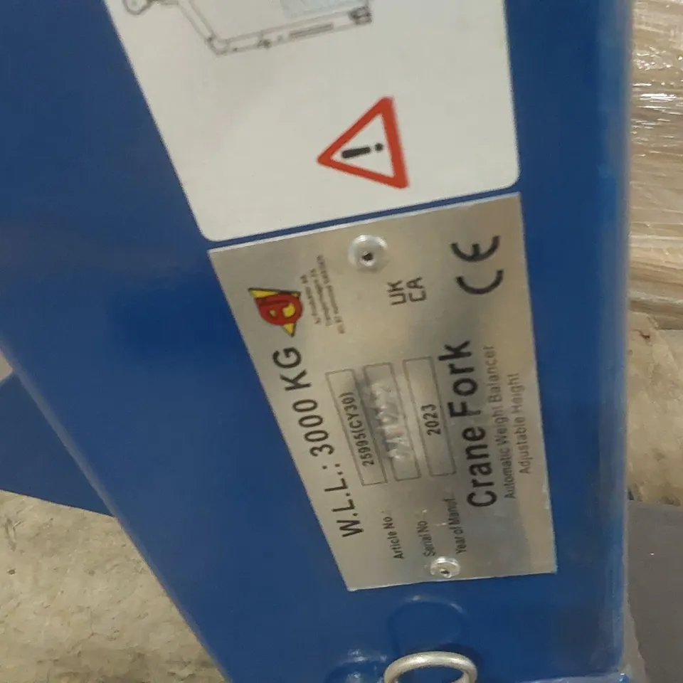 W.L.L 3000KG CRANE FORK 