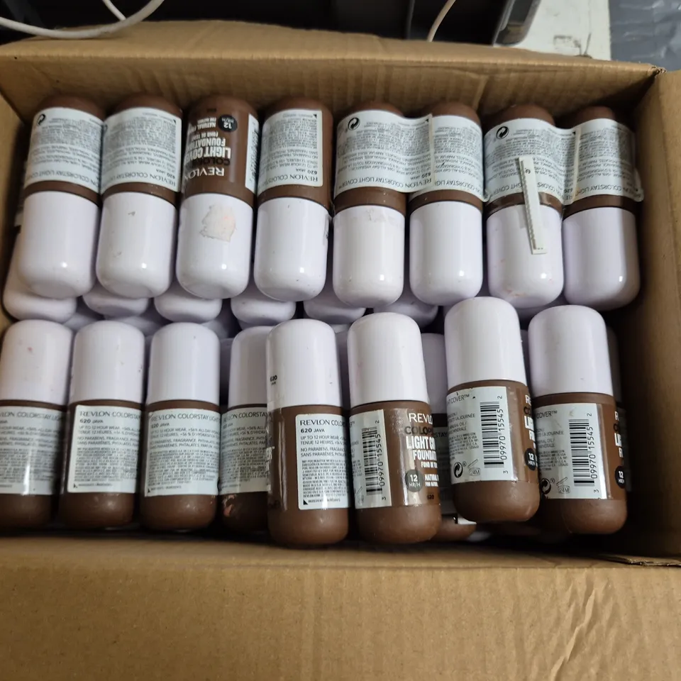 LOT OF APPROXIMATELY 70 REVLON COLOURSTAY LIGHT COVER 30ML FOUNDATIONS - 620 JAVA