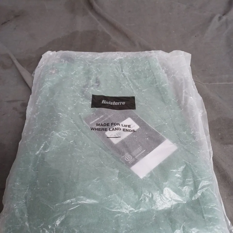 FINISTERRE YARREL SHORTS SIZE 30R