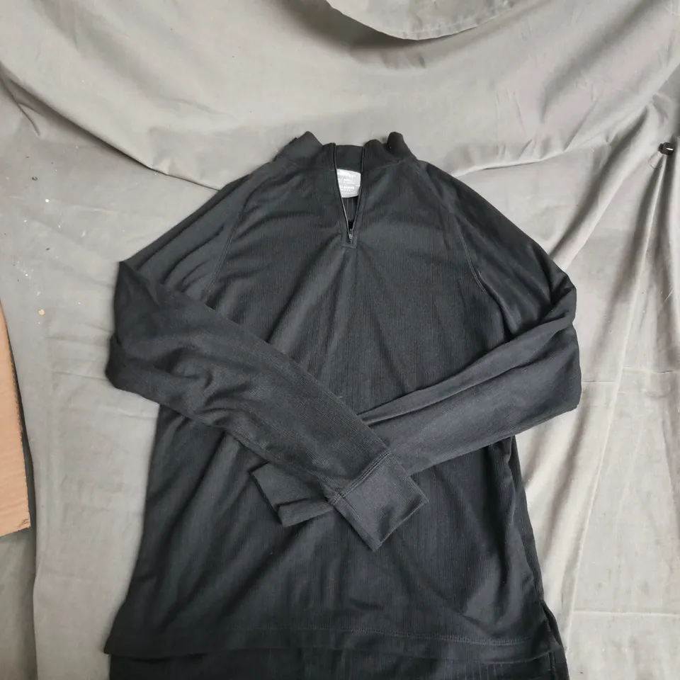 TRESPASS UNISEX THERMAL SET OF ZIP-NECK TOP & LEGGINGS – BLACK – (MALE SMALL / FEMALE MEDIUM)