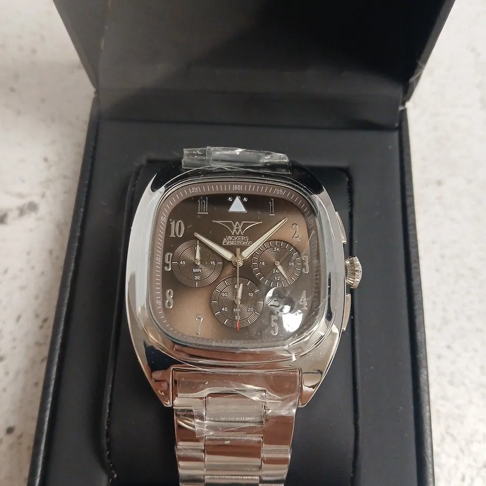 BOXED VICKERS ARMSTRONGS CHRONOGRAPH WATCH – STAINLESS STEEL