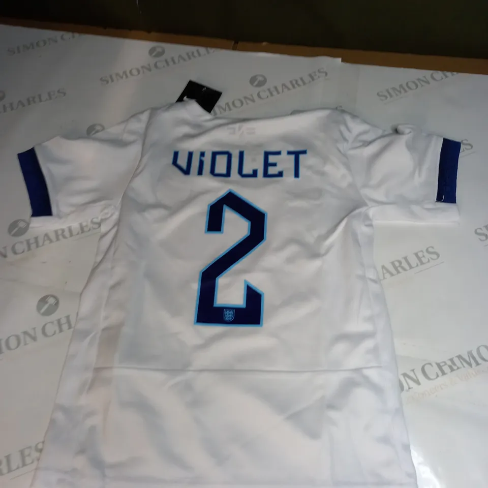 FULL ENGLAND HOME KIT WITH VIOLET 2 ON THE BACK SIZE 18