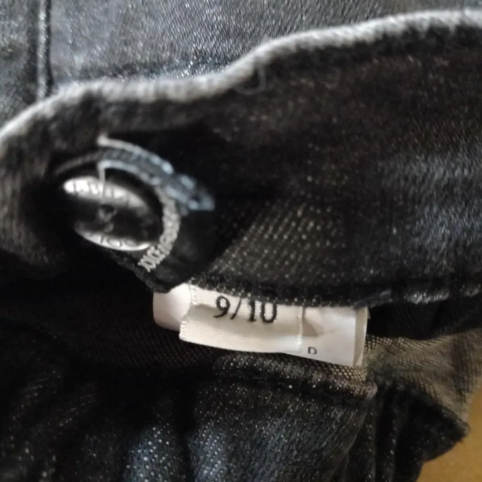 DOLCE & GABBANA DENIM BLACK JEANS - SIZE 9-10 YEARS