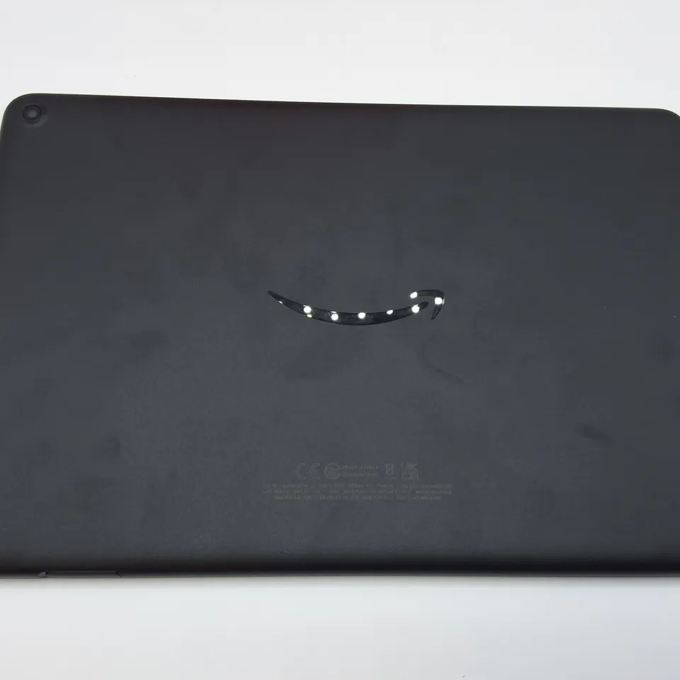 BOXED AMAZON FIRE HD10 13TH GEN 32GB IN BLACK