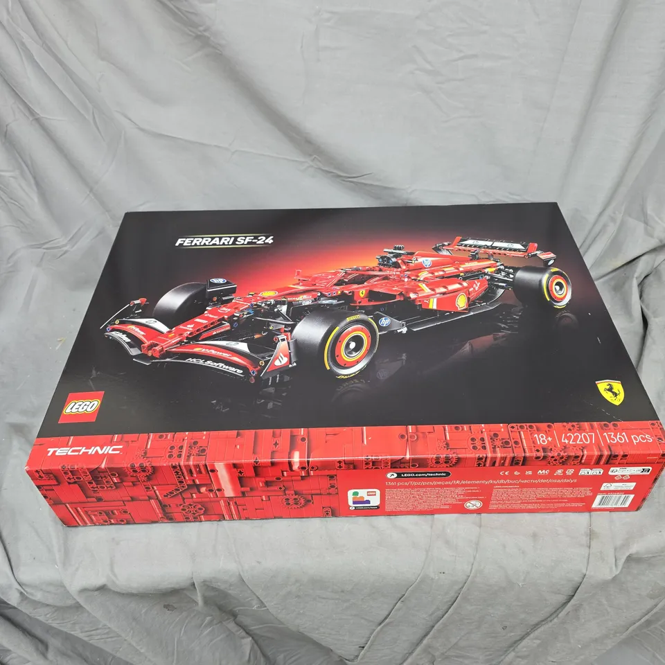 BOXED LEGO TECHNIC FERRARI SF-24 F1 CAR MODEL KIT 42207
