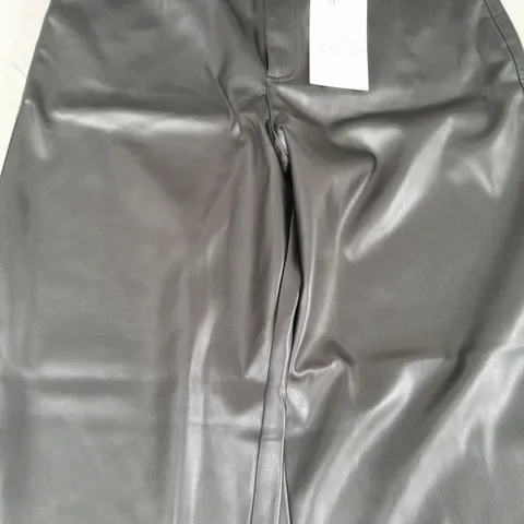 STRADIVARIUS D99 WIDE LOOSE FAUX LEATHER PANTS IN BLACK SIZE 14