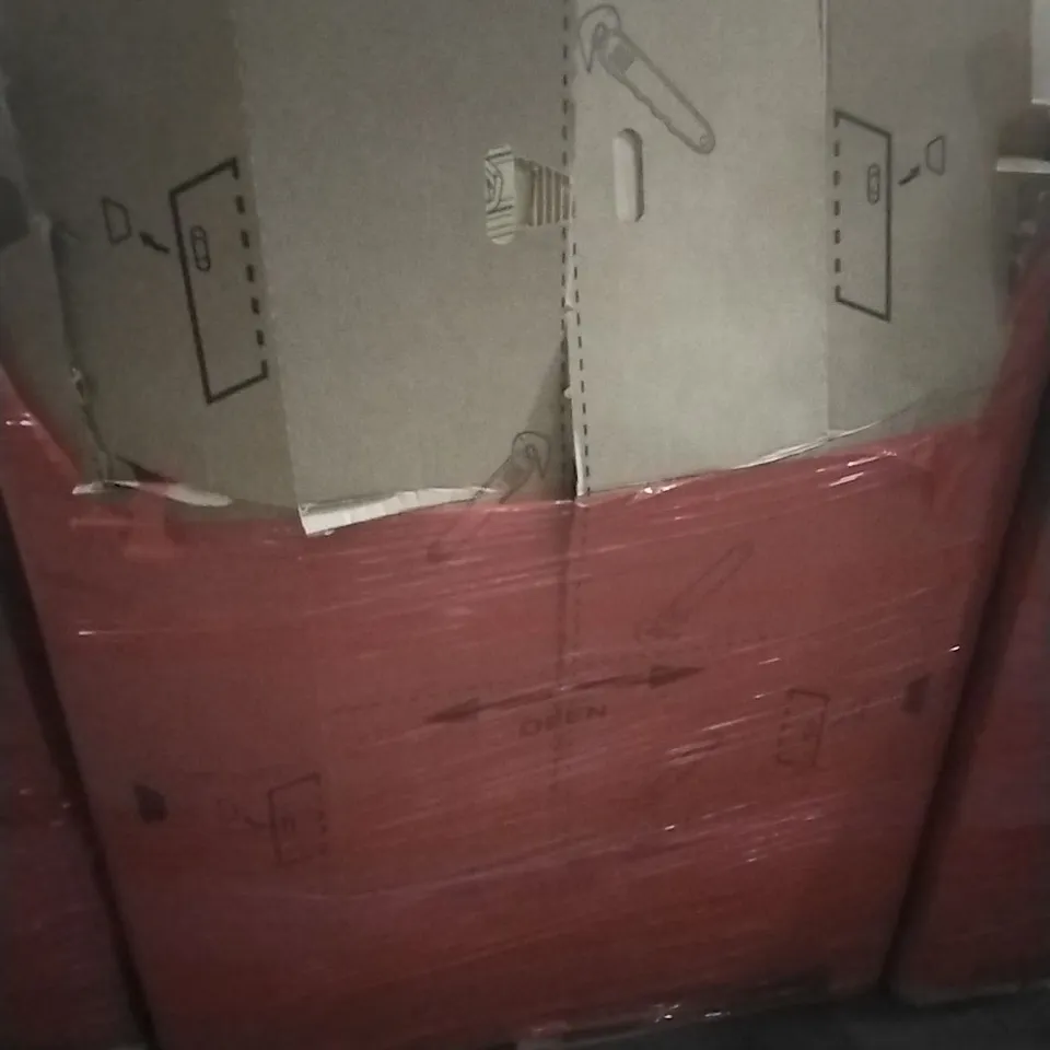 A PALLET CONTAINING ASSORTED HOUSEHOLD GOODS AND PRODUCTS TO INCLUDE; FITNESS BOARD, FLOATING SHELVES, BOXED FURNITURE ETC