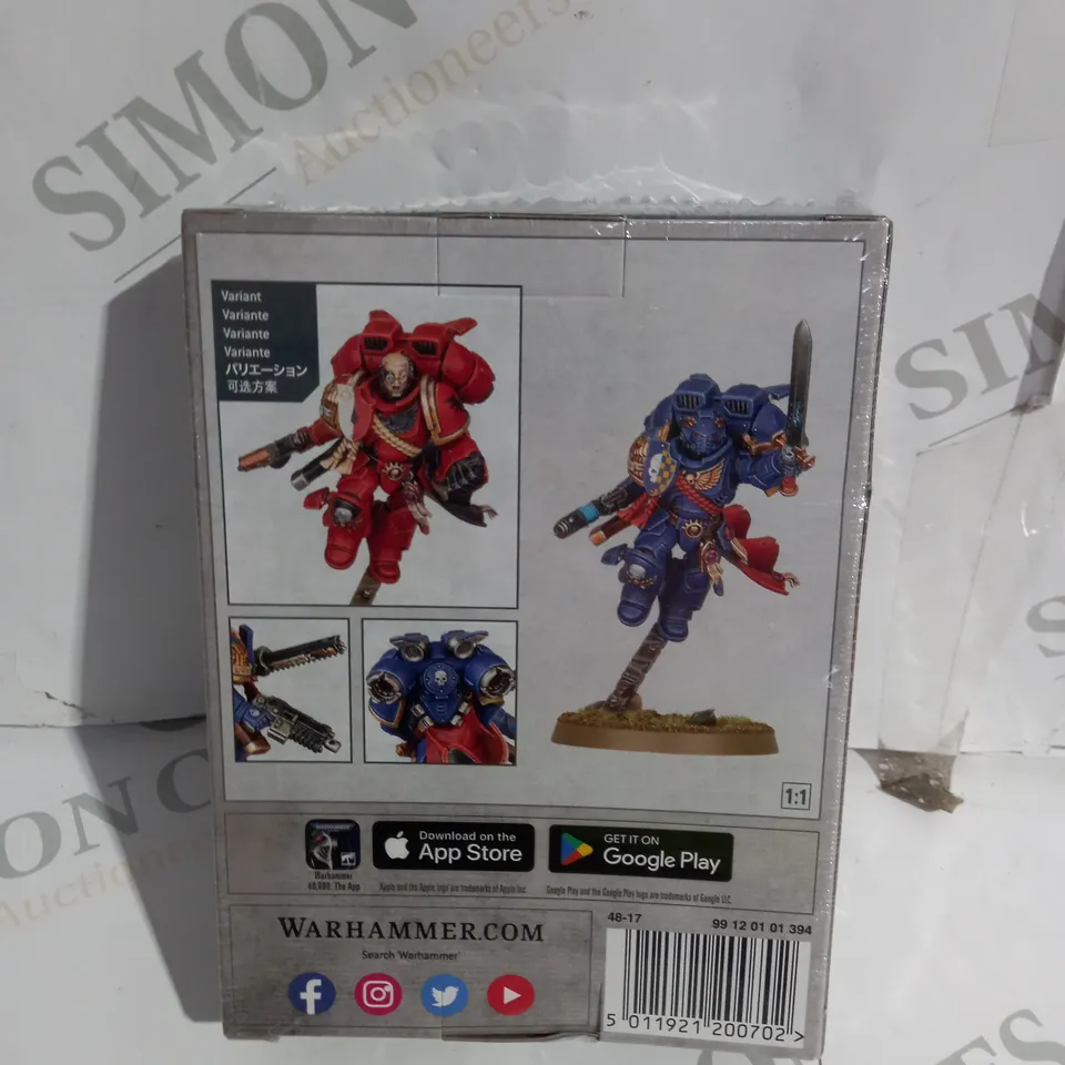 SEALED WARHAMMER 40.000 SPACE MARINES CAPTAIN WITH JUMP PACK