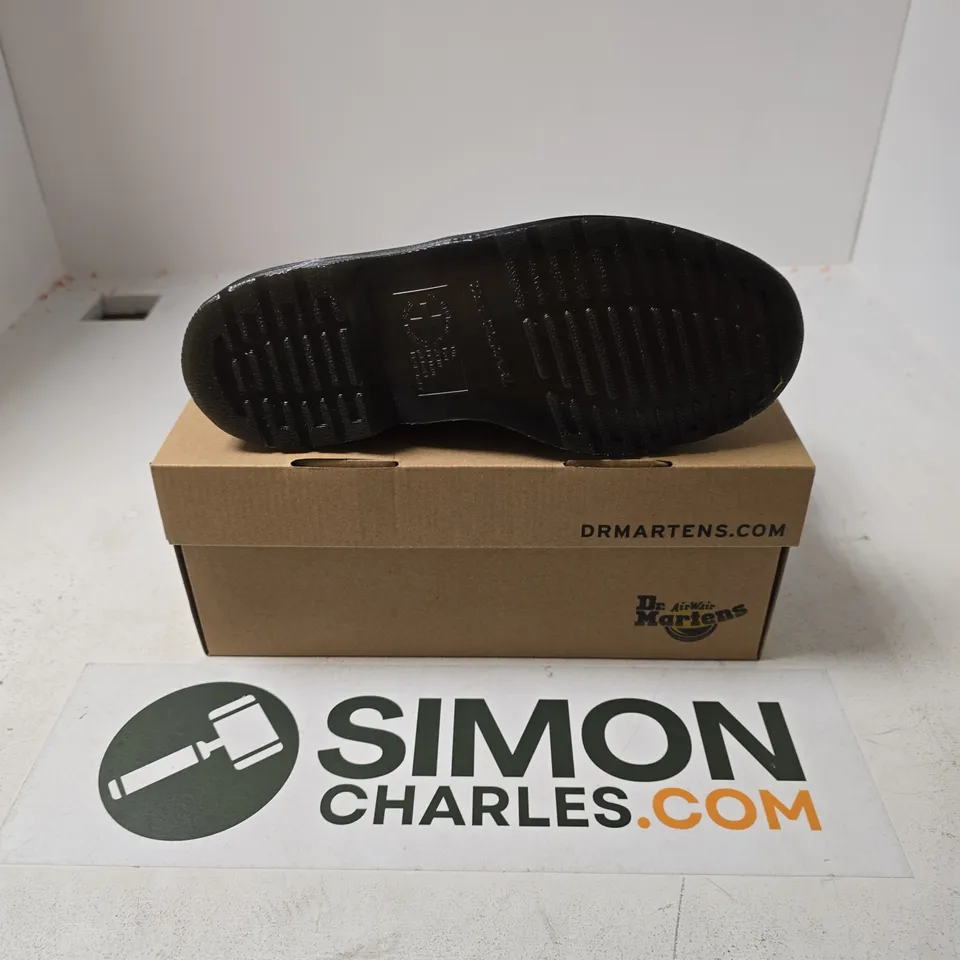 BOXED PAIR OF DR MARTENS MAYDARE 3 EYE SHOE IN CHERRY RED - UK 6.5