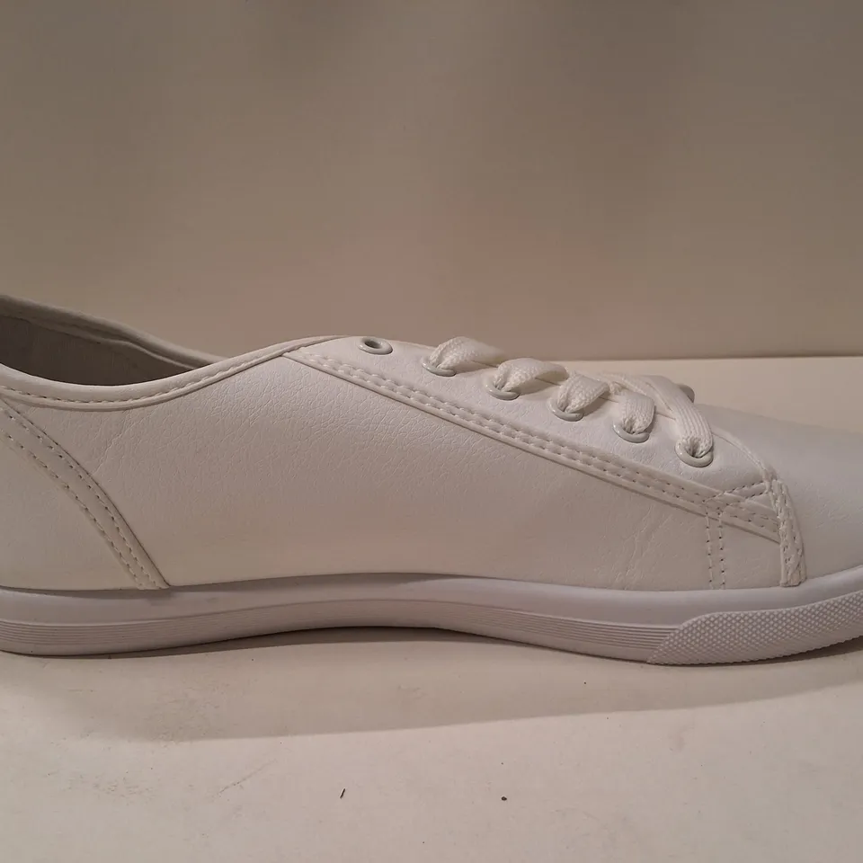 ORIGINAL PENGUIN SPARTON WHITE LEATHER SNEAKERS – UK 10 (EU 44)