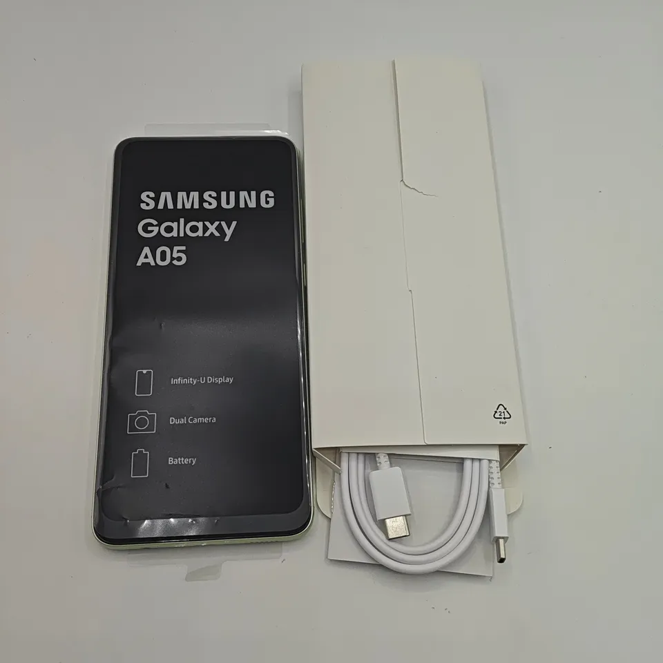 BOXED SAMSUNG GALAXY A05 4/128GB IN LIGHT GREEN - SM-A055F