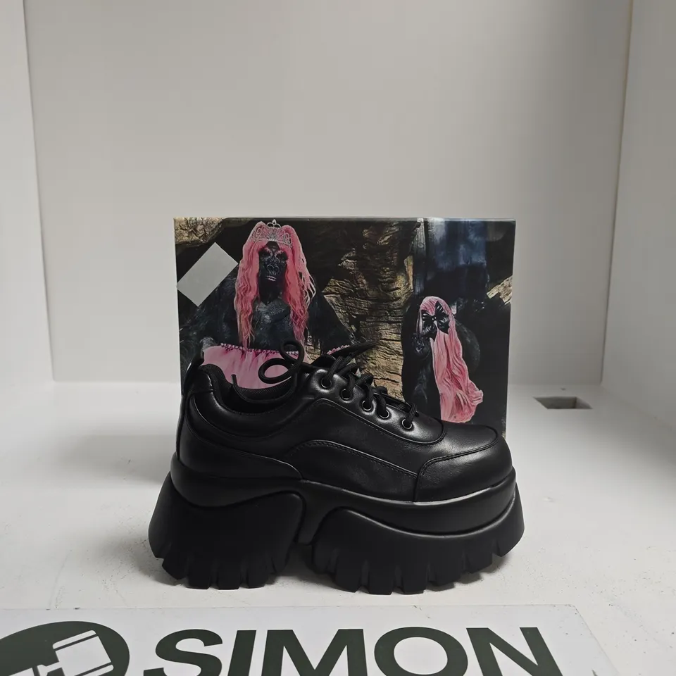 KOI CHRONICLES MONSTER BLACK PLATFORM TRAINER WITH CHUNKY LUG SOLE – UK SIZE 5