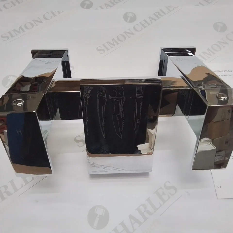 BOXED VELDEAU CASOLA BATH FILLER IN CHROME - 250X155X210MM