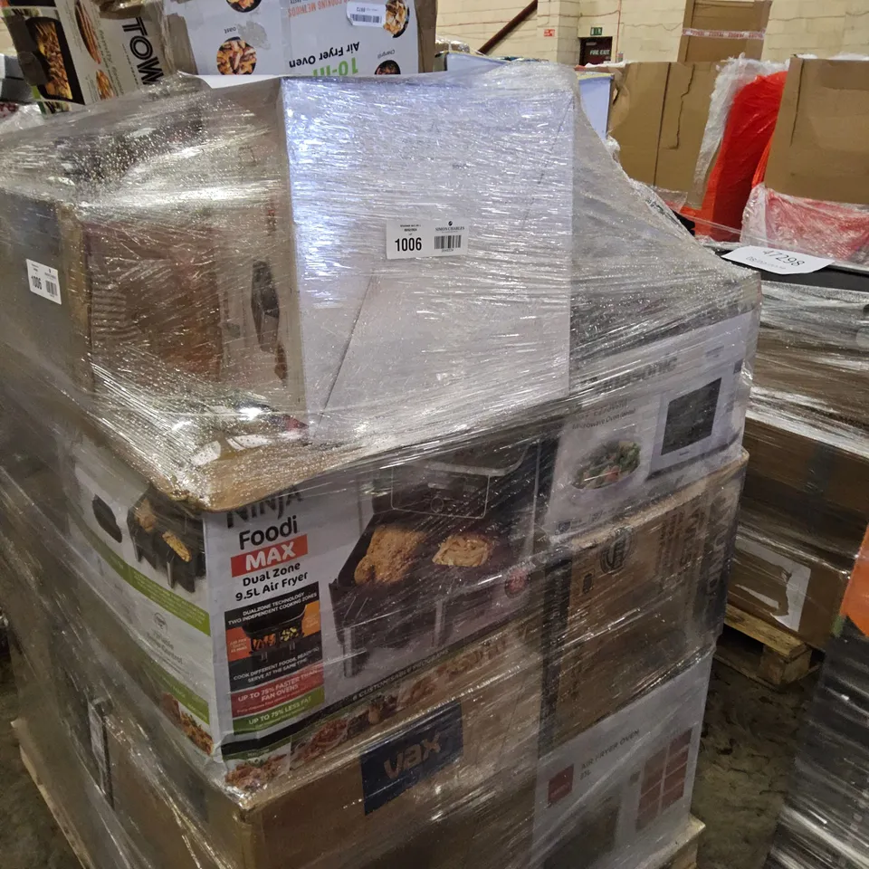 PALLET OF APPROXIMATELY 28 UNPROCESSED RAW RETURN HOUSEHOLD AND ELECTRICAL GOODS TO INCLUDE;