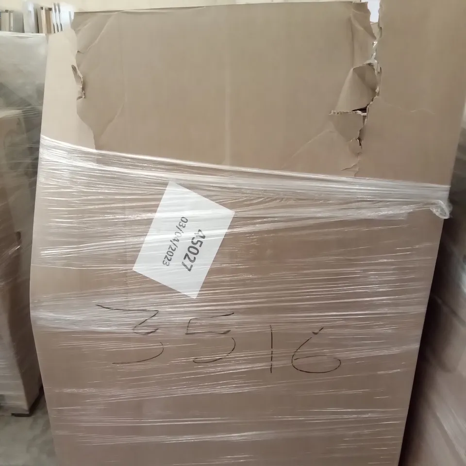 PALLET OF ASSORTED ITEMS INCLUDING 6.5L RED SLOW COOKER, CORE BOOST PULL UP BAR, PLAYMOBIL SET, WHO GIVES A CRAP TISSUES, REGATTA OUTDOOR COAT 
