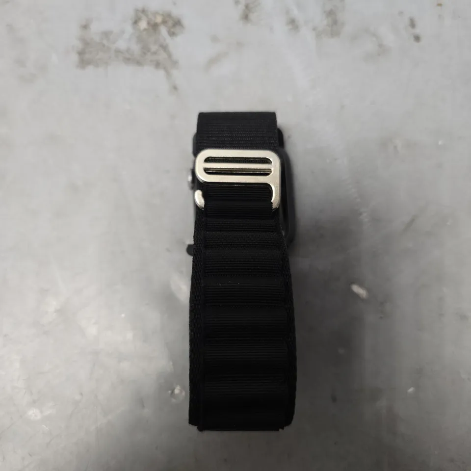 APPLE WATCH SERIES 4 IN BLACK