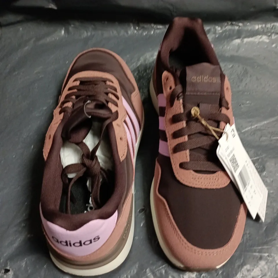 ADIDAS RUN 60'S TRAINERS IN PINK/BROWN - UK 6
