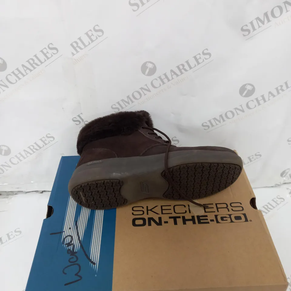 BOXED PAIR OF SKECHERS GO WALK STABILITY SUEDE BOOTS IN CHOCOLATE - UK SIZE 4.5