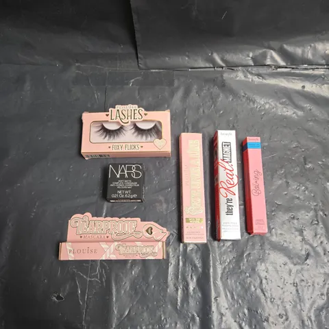 LOT OF 6 ASSORTED COSMETIC PRODUCTS TO INCLUDE - NARS CONCEALER IN LIGHT 1.25 - PLOUISE EYELINER PENCIL IN INTO THE WOODS - BENEFIT BRIGHT ON CONCEALER IN GINGER - ETC