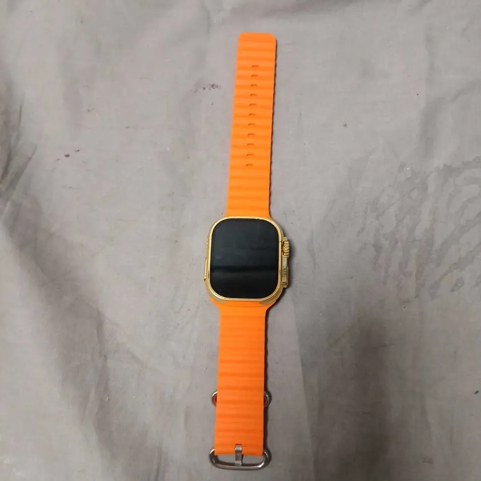 SMARTWATCH WITH ORANGE SILICONE BAND, 49MM CASE, WR-IP67